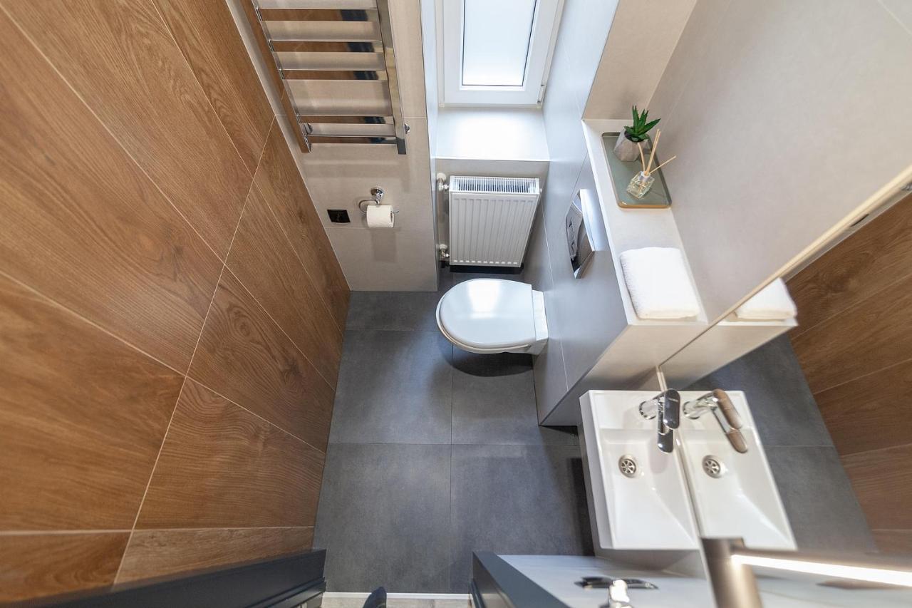 Royal Vip Apartment On Leontovicha 5 Lviv Dış mekan fotoğraf