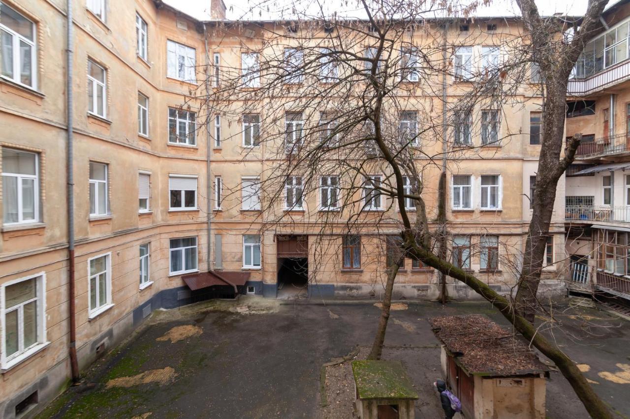 Royal Vip Apartment On Leontovicha 5 Lviv Dış mekan fotoğraf